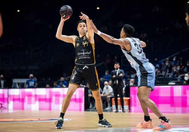 用品城的另 用品城的另