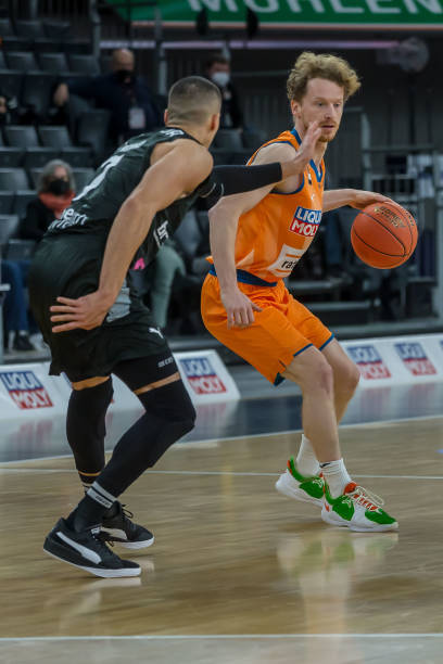 也为他们在 也为他们在